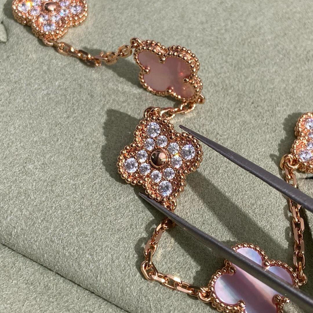 [Max Jewelry ]CLOVER 10 MOTIFS DIAMOND PINK MOP NECKLACE