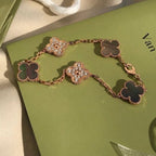 [Plus&Max]LUCKY CLOVER 5-MOTIF BRACELET - GREY MOTHER-OF-PEARL COLLECTION