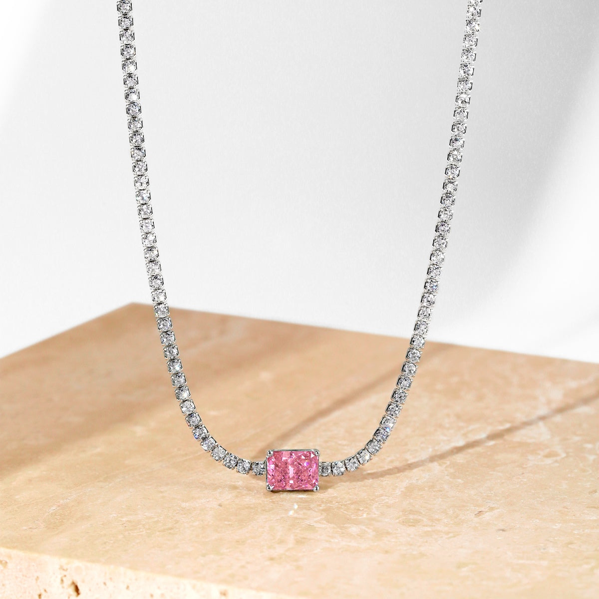 [Max Jewelry ]2.0 carat Ornate Emerald Cut Necklace