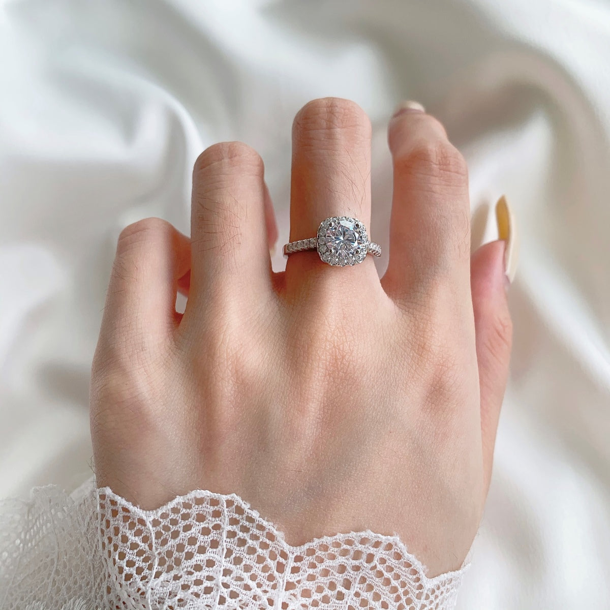 [Max Jewelry ]Dazzling Resplendent Round Cut Wedding Ring