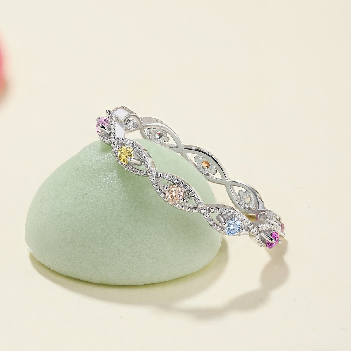 [Max Jewelry ]Elegant Energetic Round Cut Daily Ring