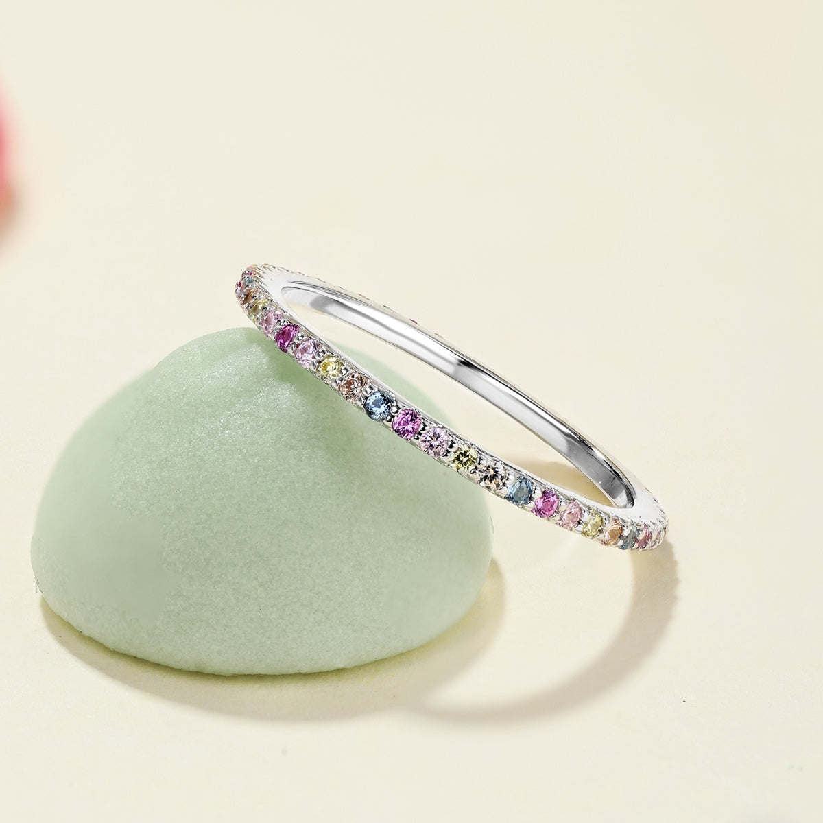 [Max Jewelry ]Ornate Colorful Round Cut Tennis Ring
