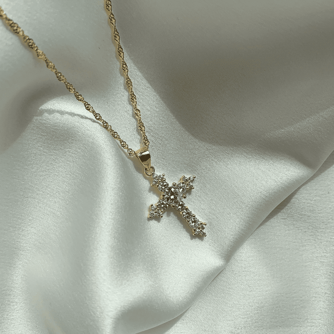 [Max Jewelry ]Delicate Cross Shape Necklace