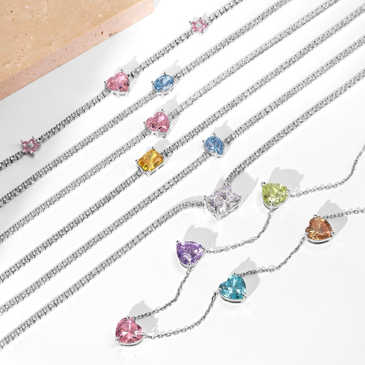 [Max Jewelry ]Dazzling Pink Heart Flower Necklace