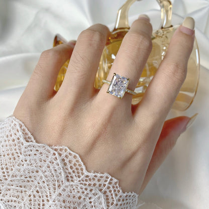 [Max Jewelry ]4.0 Carat Luxurious Engagement Ring