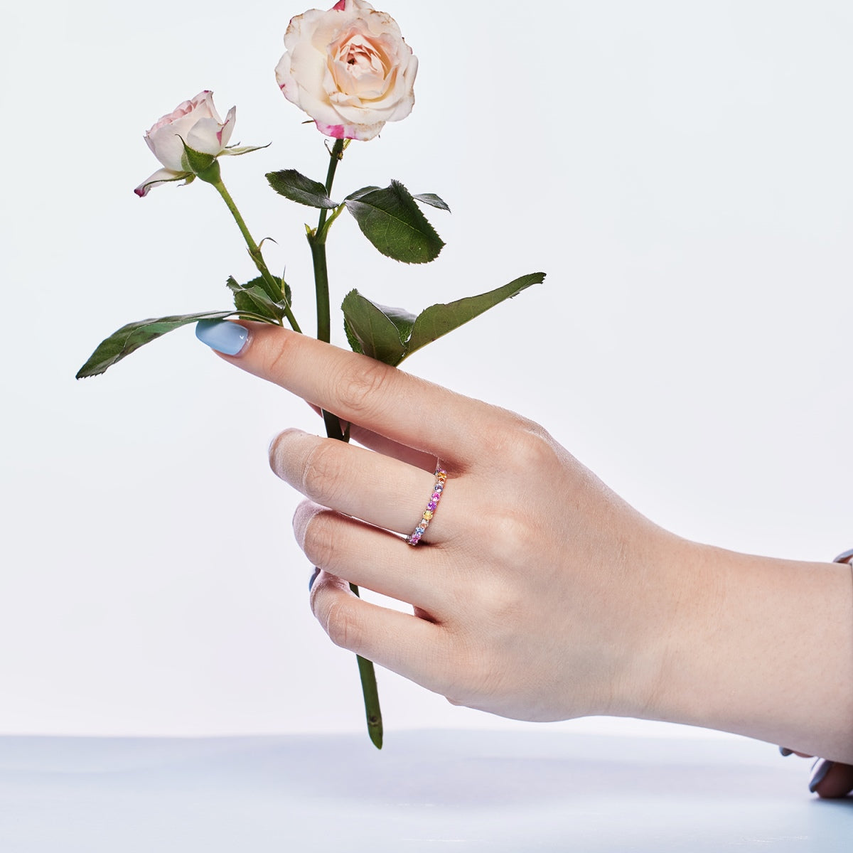 [Max Jewelry ]Dazzling Resplendent Round Cut Party Ring