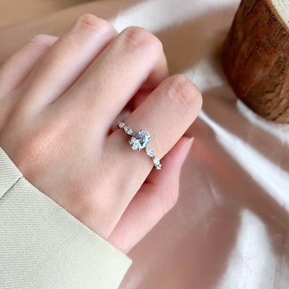[Max Jewelry ]0.75 Carat Luxurious Vibrant Elongated Cushion Cut Daily Ring