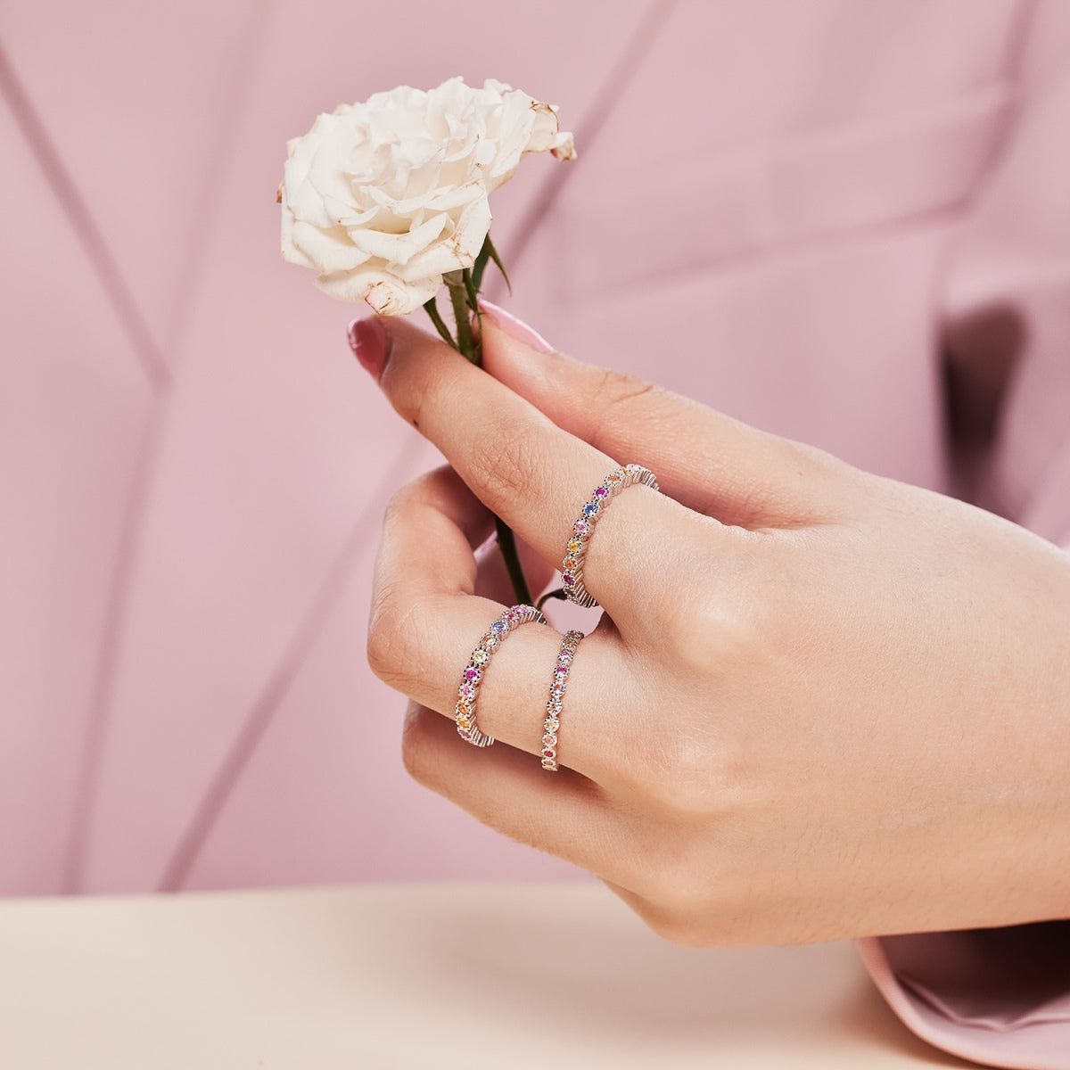 [Max Jewelry ]Unique Scintillating Round Cut Daily Ring