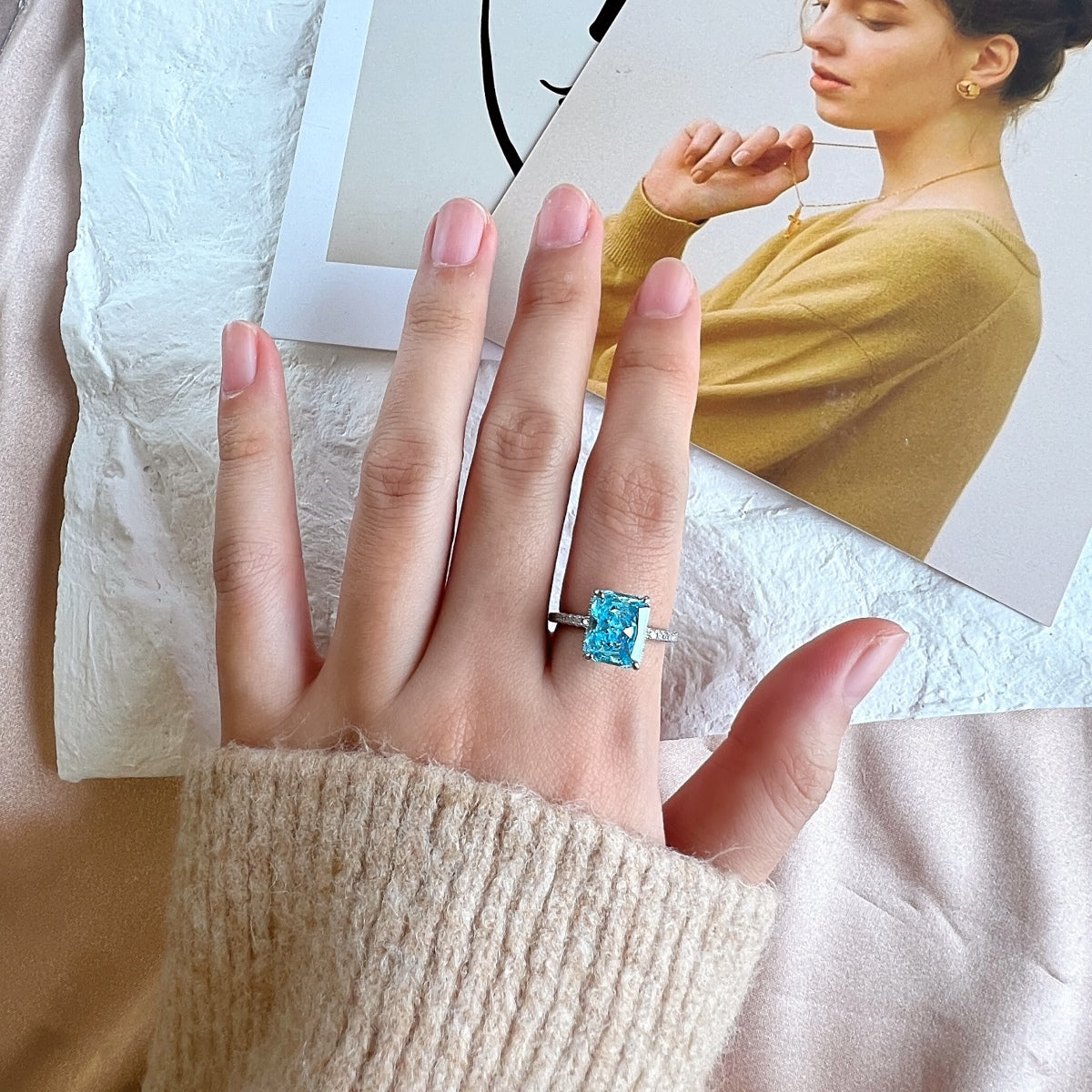 [Max Jewelry ]4.0 Carat Luxurious Engagement Ring
