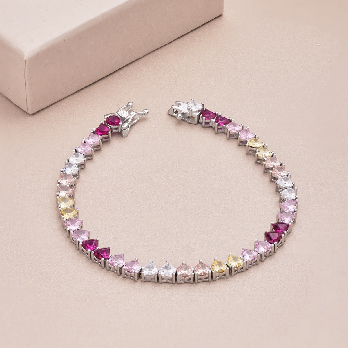 [Max Jewelry ]Luxurious Colorful Romantic Heart Shape Lover Bracelet