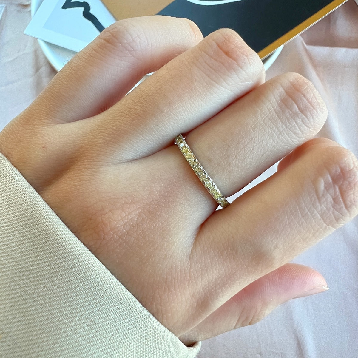 [Max Jewelry ]Delicate Sparkling Round Cut Daily Ring
