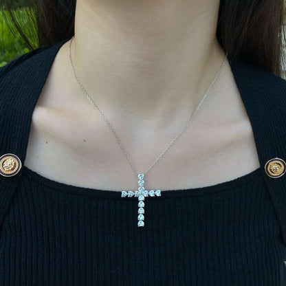 [Max Jewelry ]Radiant Cross Shape Necklace