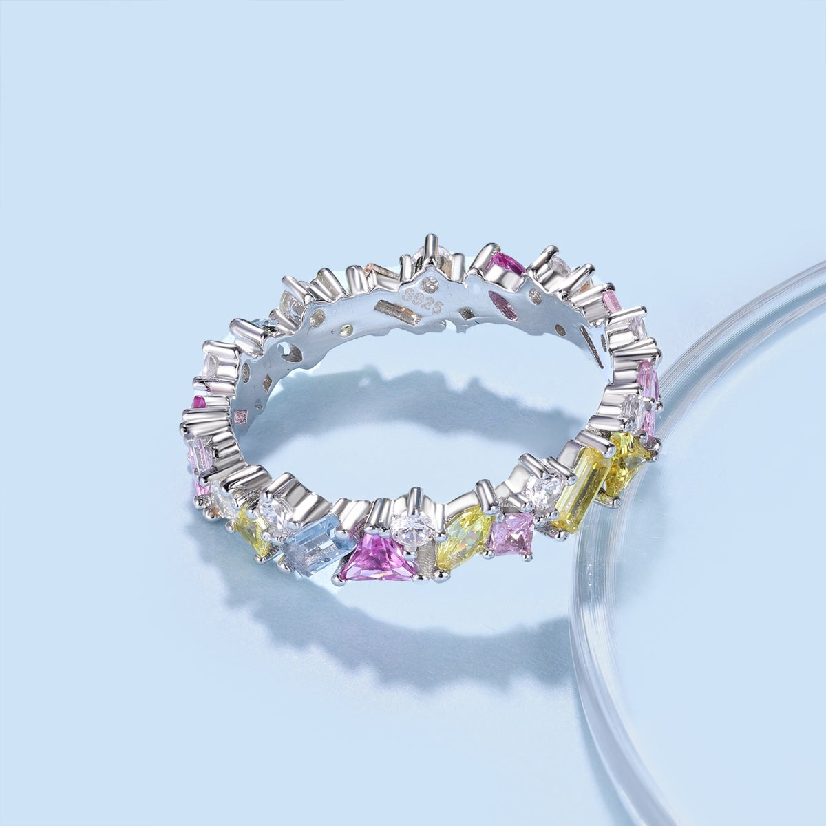 [Max Jewelry ]Dazzling Polychromatic Multi cut Daily Ring
