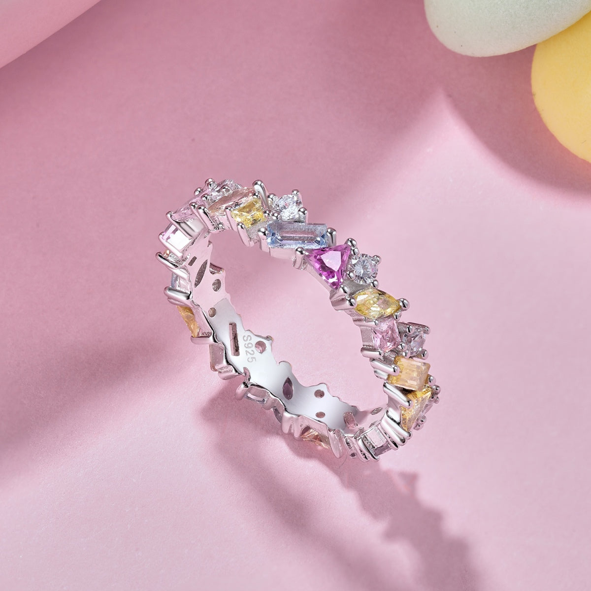 [Max Jewelry ]Dazzling Polychromatic Multi cut Daily Ring