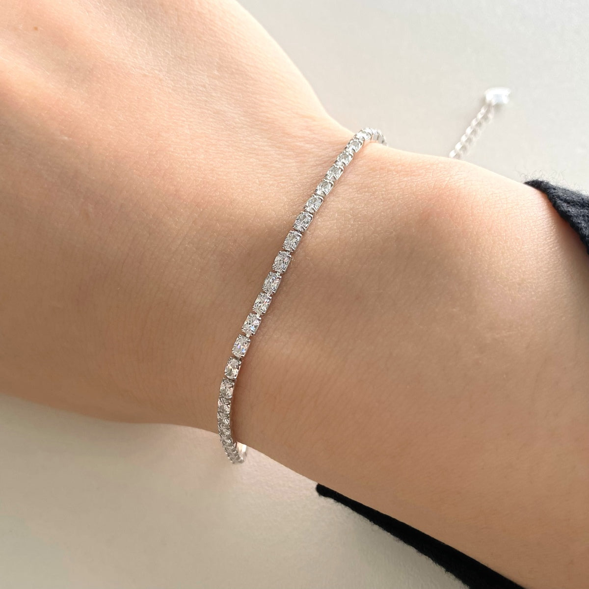[Max Jewelry ]Elegant Emerald Cut Daily Bracelet