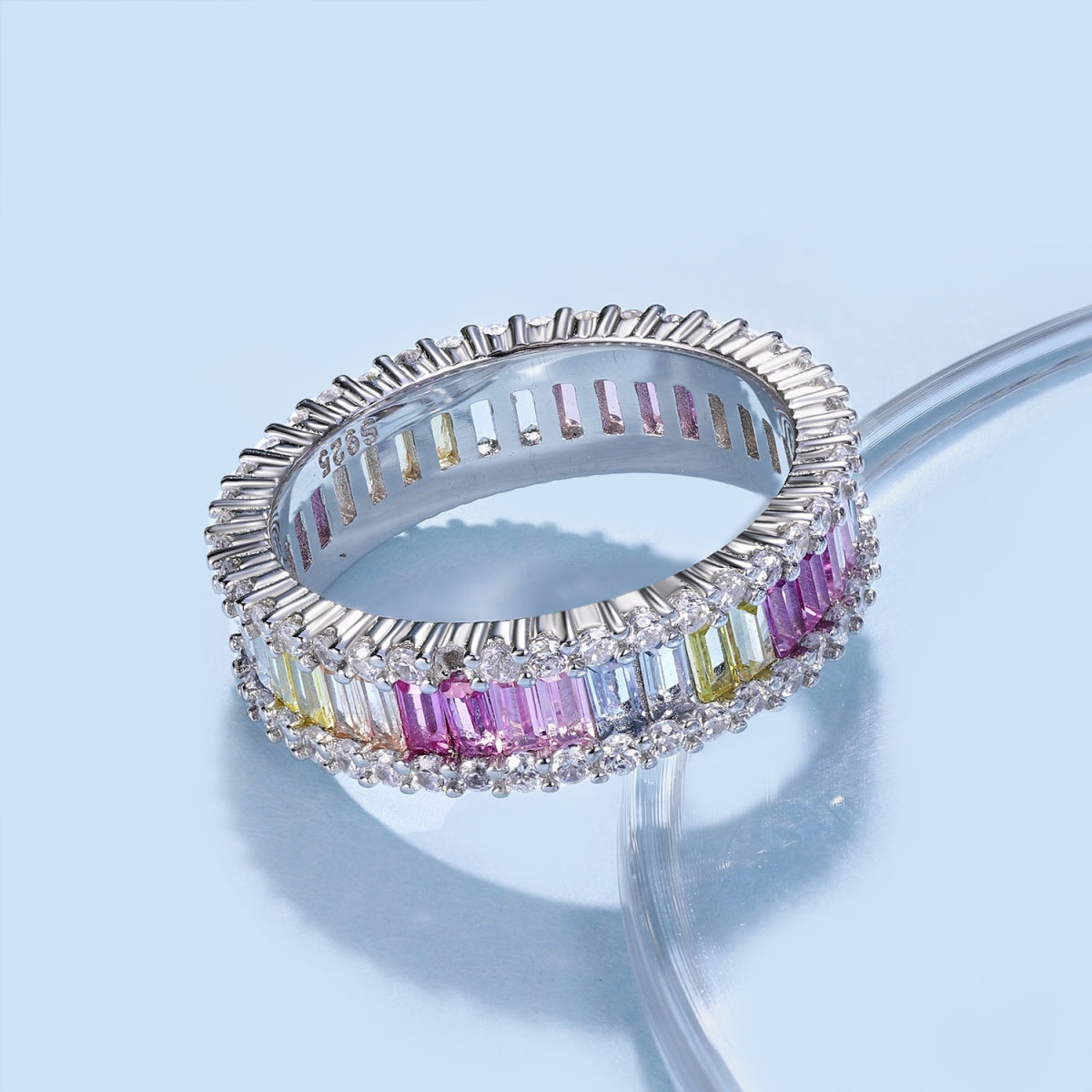 [Max Jewelry ]Dainty Kaleidoscopic Emerald Cut Daily Ring