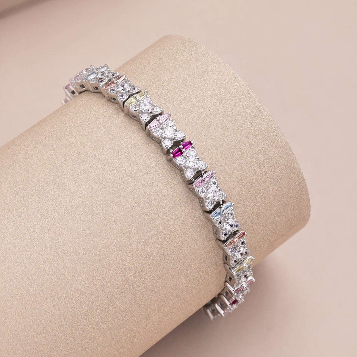 [Max Jewelry ]Unique Colorful Flower Shape Daily Bracelet