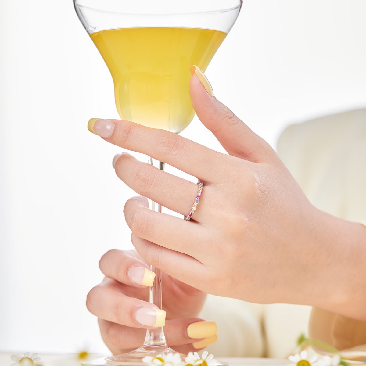 [Max Jewelry ]Elegant Vivid Round Cut Daily Ring