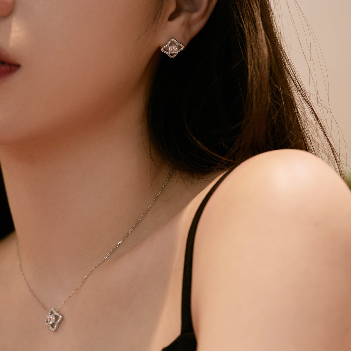 [Max Jewelry ]Elegant Star Shape Princess Cut Daily Earrings