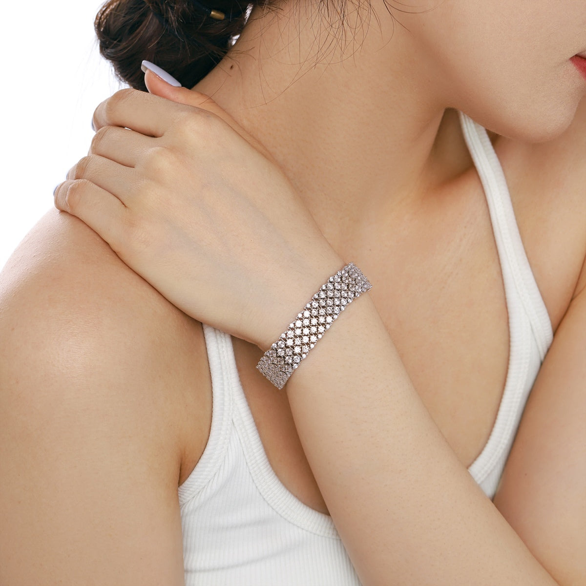 [Max Jewelry ]Ornate Elegant Round Cut Party Bracelet