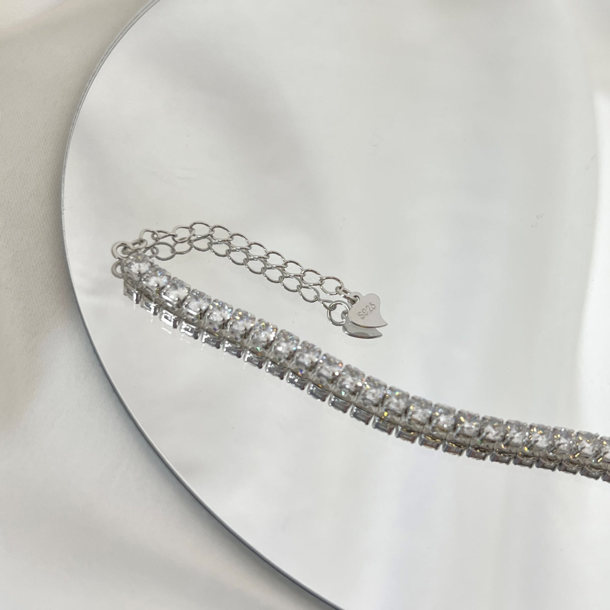 [Max Jewelry ]Sparkling Round Cut Daily Bracelet