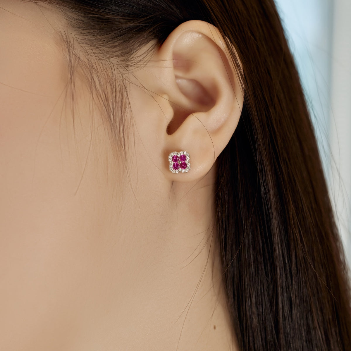 [Max Jewelry ]Four-Leaf Clover Flower Shaped Earrings
