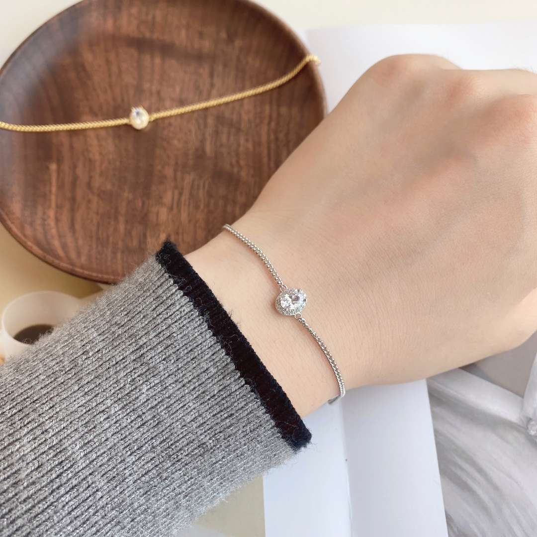 [Max Jewelry ]Exquisite Oval Shape Bracelet