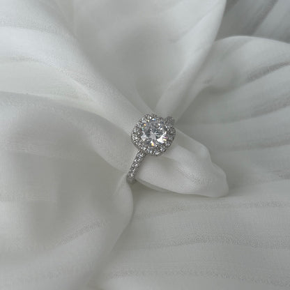 [Max Jewelry ]Dazzling Resplendent Round Cut Wedding Ring
