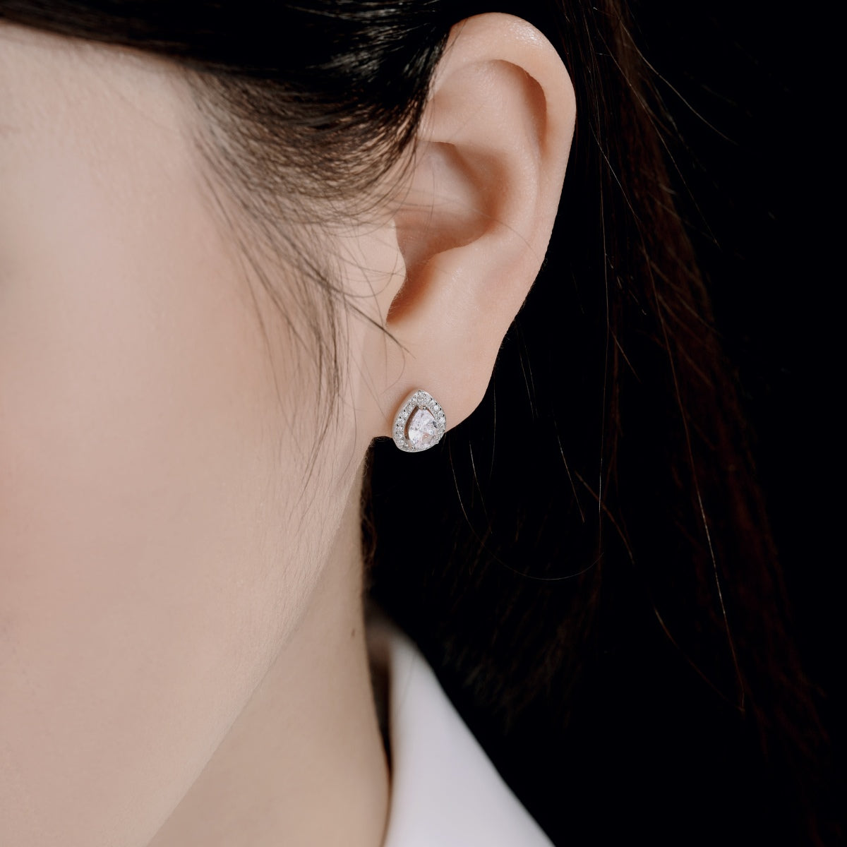 [Max Jewelry ]Luxurious Water Drop Shape Earrings