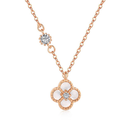 [Max Jewelry ]Delicate Flower Shape Necklace