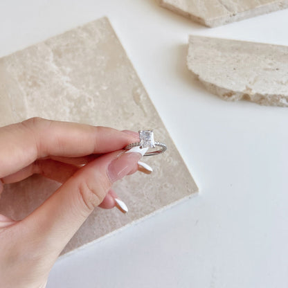 [Max Jewelry ]2.0 Carat Dazzling Sparkling Radiant Cut Party Ring