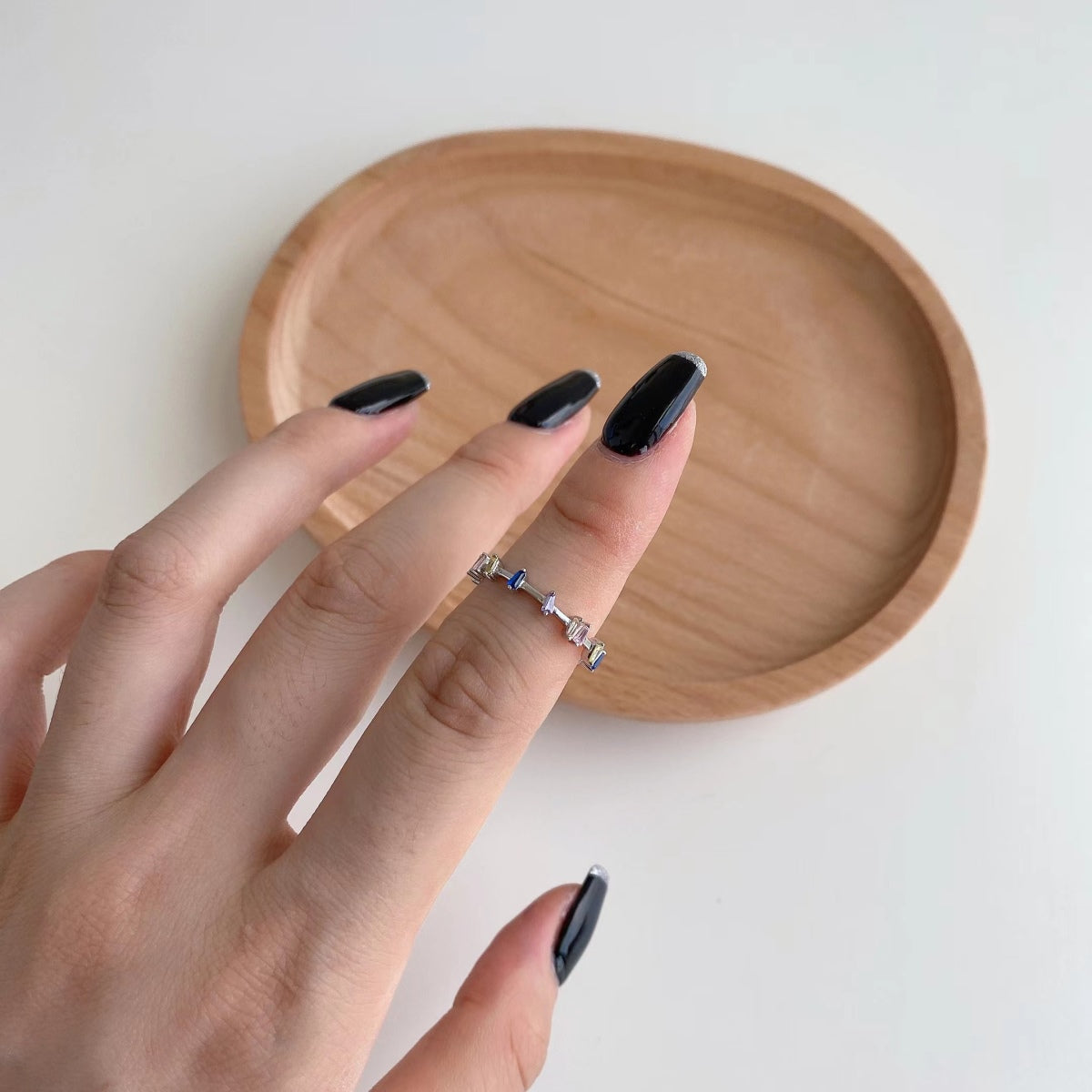 [Max Jewelry ]Unique Trapezoid Cut Daily Ring