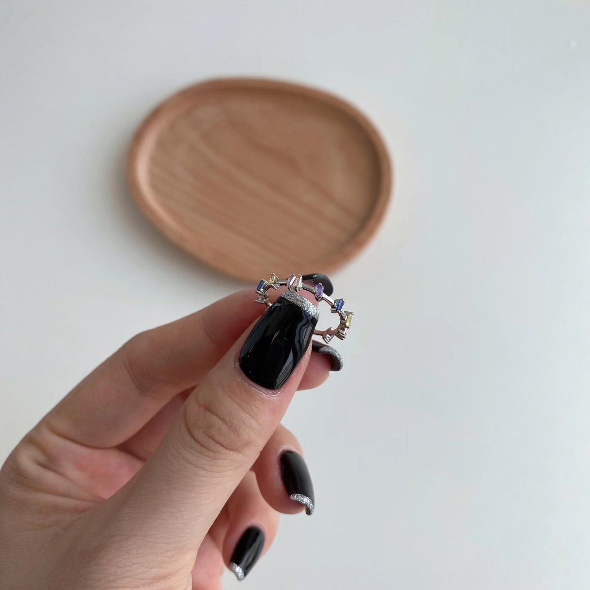 [Max Jewelry ]Unique Trapezoid Cut Daily Ring