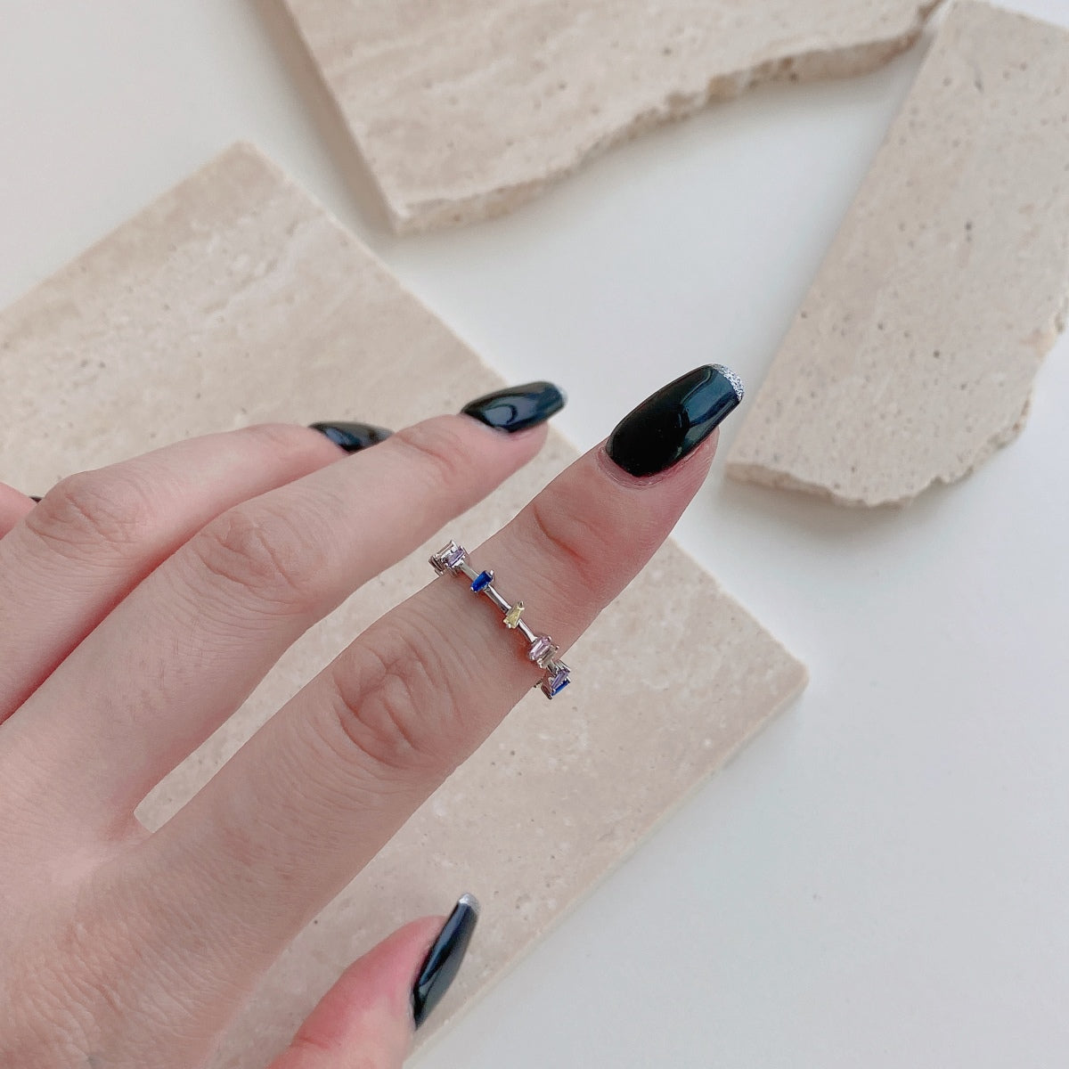 [Max Jewelry ]Unique Trapezoid Cut Daily Ring