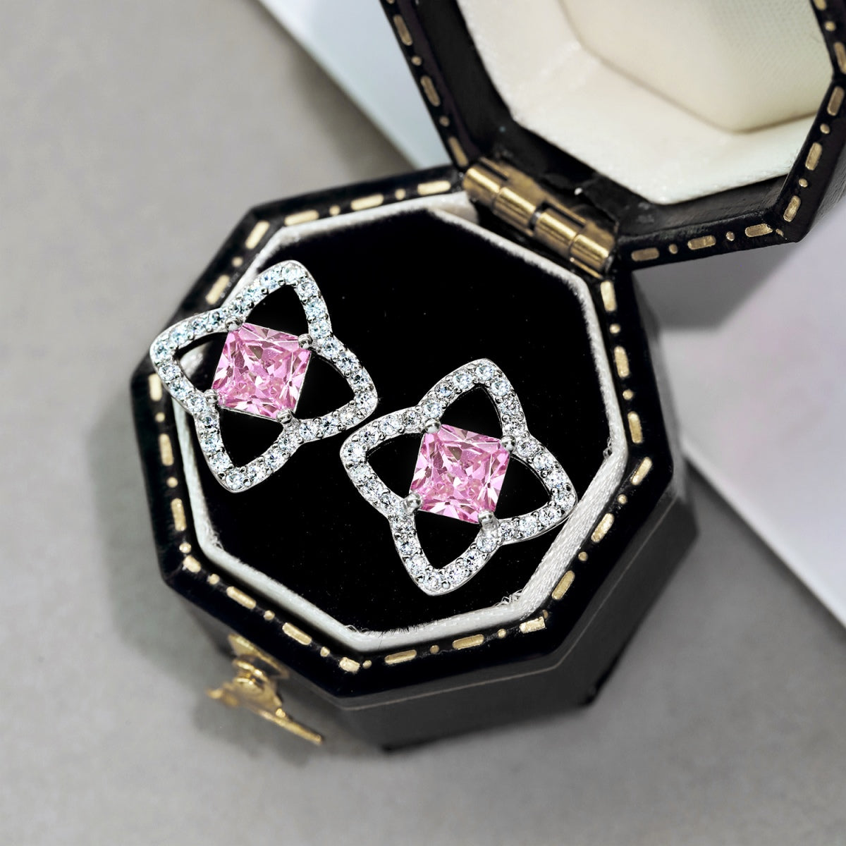 [Max Jewelry ]Elegant Star Shape Princess Cut Daily Earrings