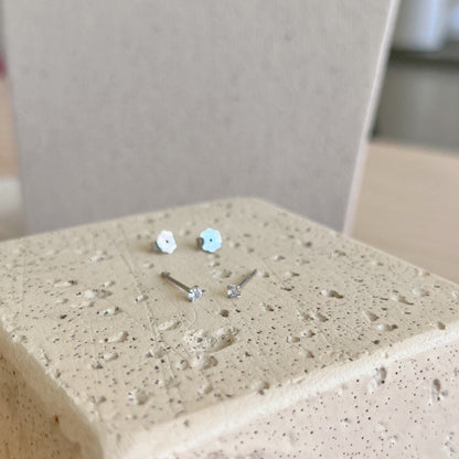 [Max Jewelry ]Delicate Solitaire Earrings