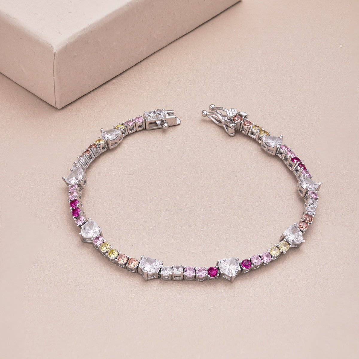 [Max Jewelry ]Romantic Heart Shape Round Cut Lover Bracelet