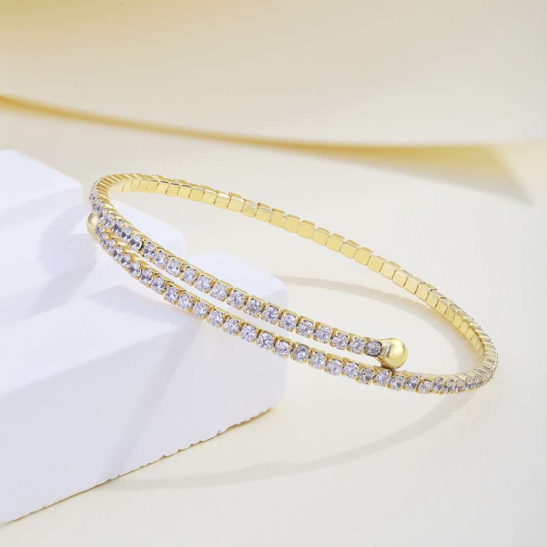 [Max Jewelry ]Row of Diamonds Round Fashion Bracelet