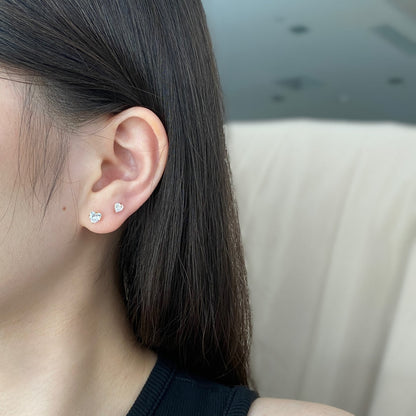 [Max Jewelry ]Sparkling Heart Shaped Simple Earrings