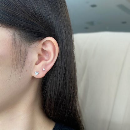 [Max Jewelry ]Sparkling Heart Shaped Simple Earrings