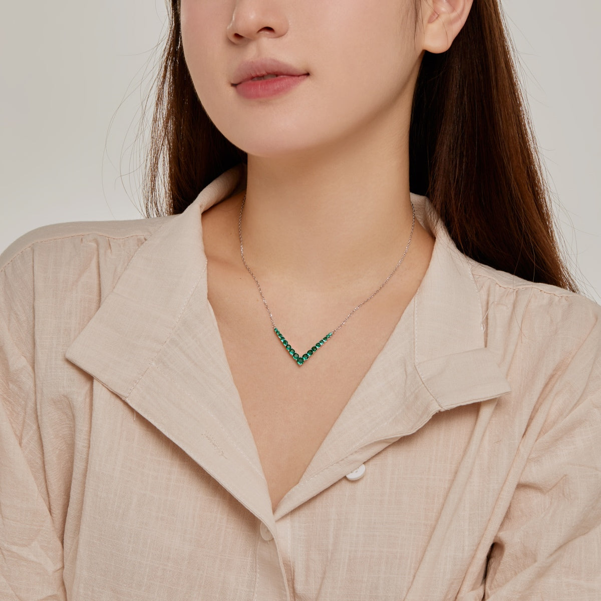 [Max Jewelry ]Ornate Round Cut Necklace