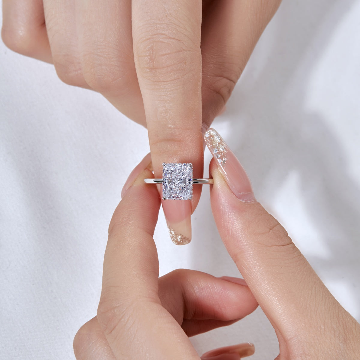 [Max Jewelry ]4.0 Carat Ornate Enchanting Radiand Cut Banquet Ring