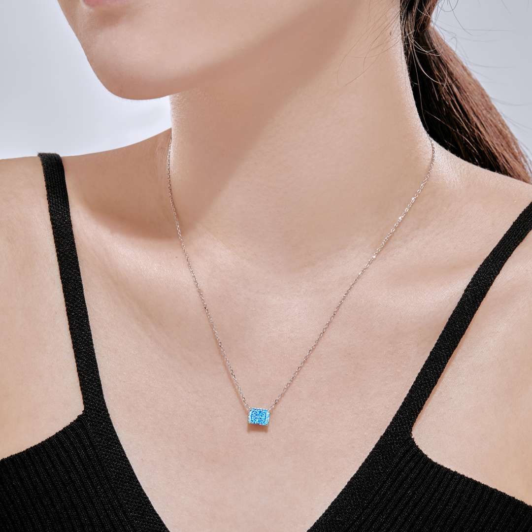 [Max Jewelry ]Luxurious Square Shape Colorful Necalack