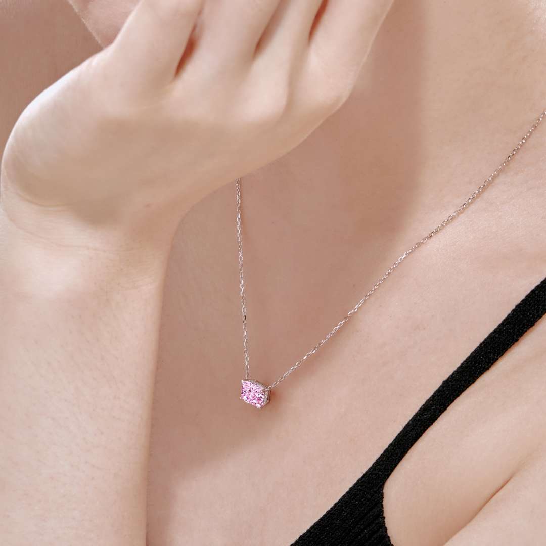 [Max Jewelry ]Luxurious Square Shape Colorful Necalack