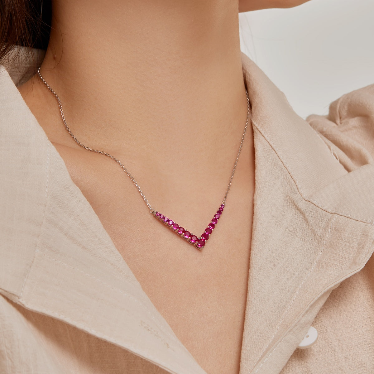 [Max Jewelry ]Ornate Round Cut Necklace