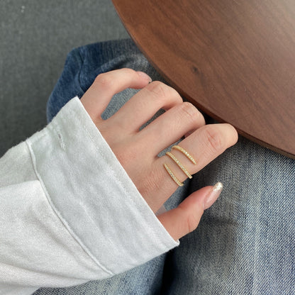 [Max Jewelry ]Unique Vibrant Entangle Daily Ring