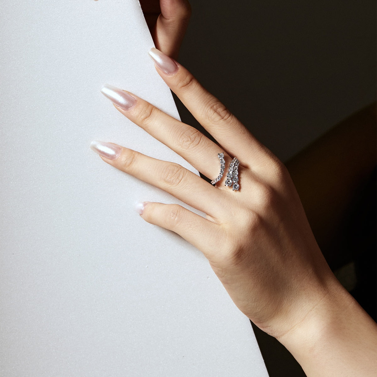 [Max Jewelry ]Unique Vivid Snake Shape Daily Ring