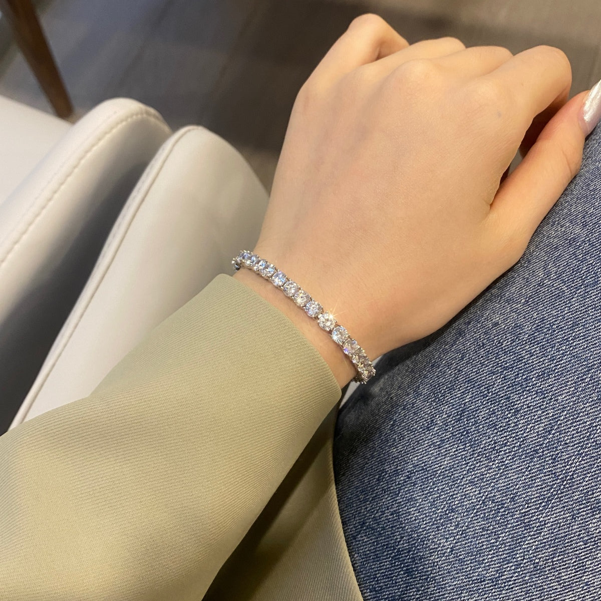 [Max Jewelry ]Ornate Sparkling Round Cut Wedding Bracelet