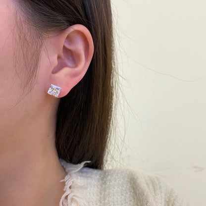 [Max Jewelry ]Ornate Square Shape Earrings