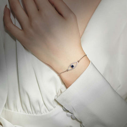 [Max Jewelry ]Devil's Eye Hollow Design Bracelet